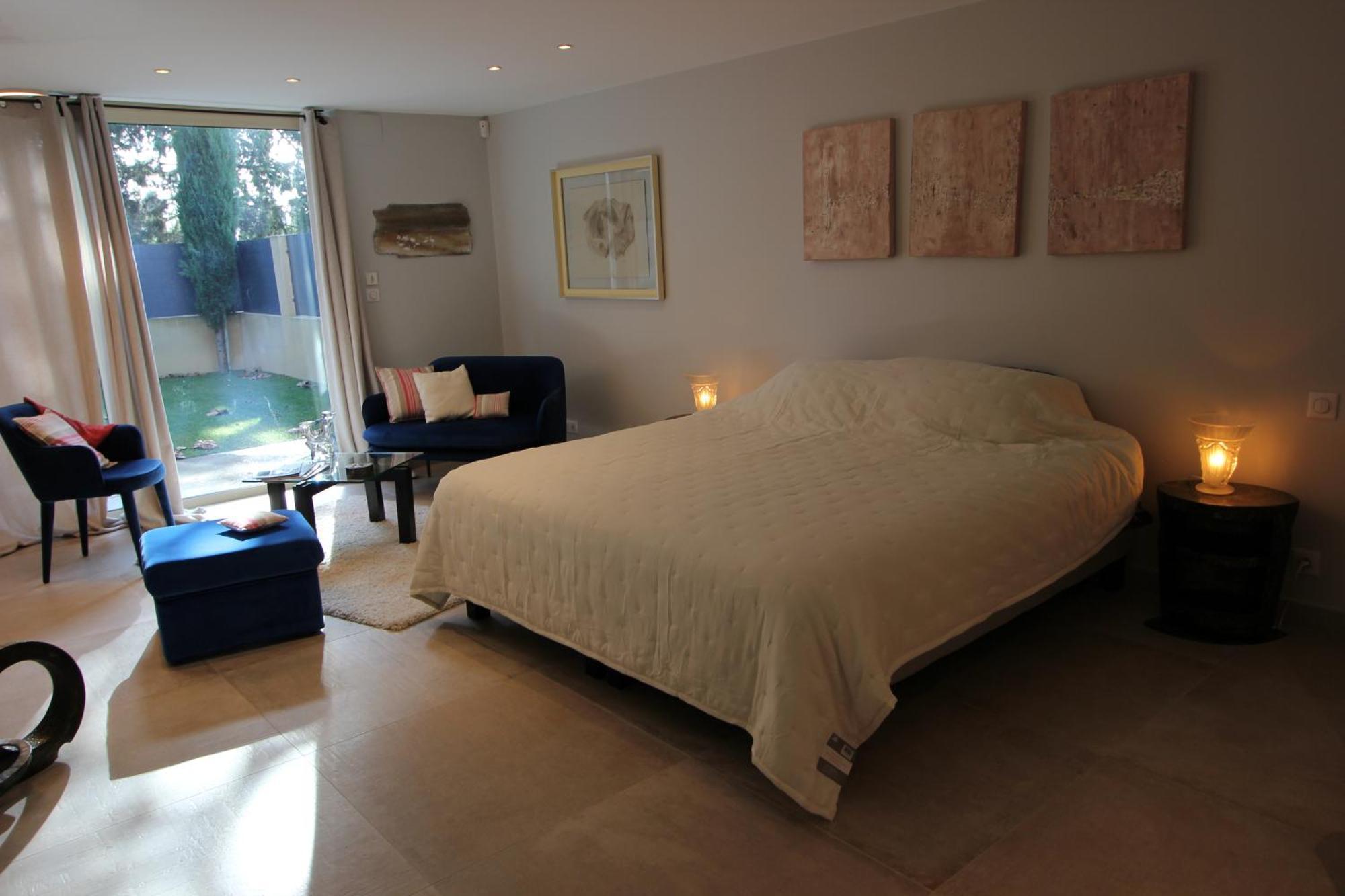 Bed and Breakfast Mas Paloma Rognonas Экстерьер фото