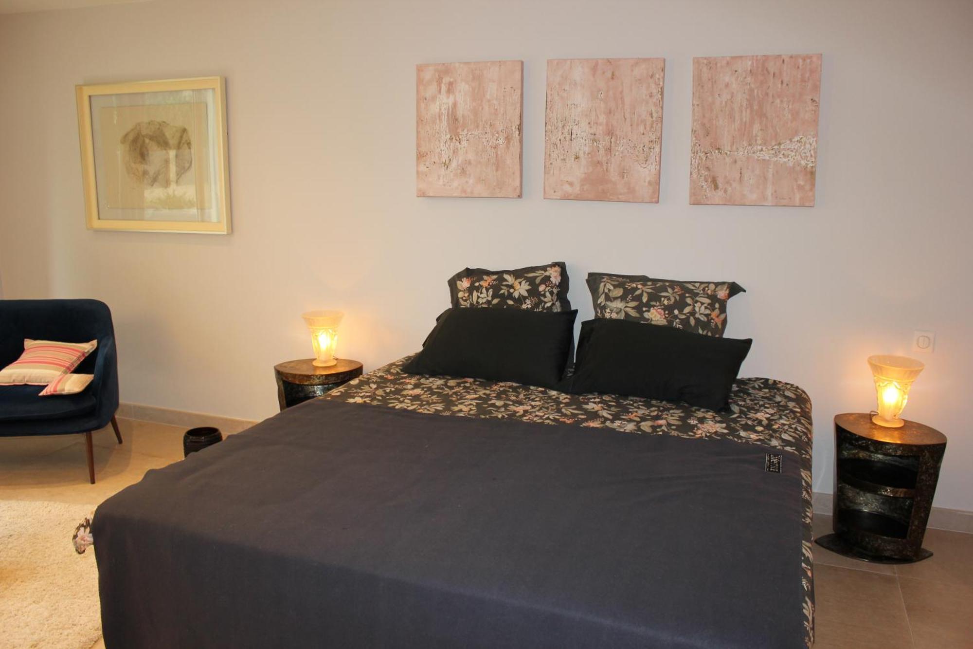 Bed and Breakfast Mas Paloma Rognonas Экстерьер фото