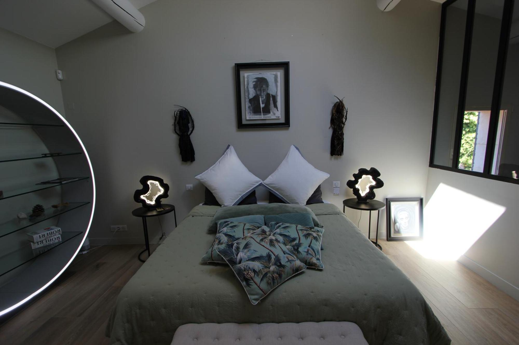 Bed and Breakfast Mas Paloma Rognonas Экстерьер фото