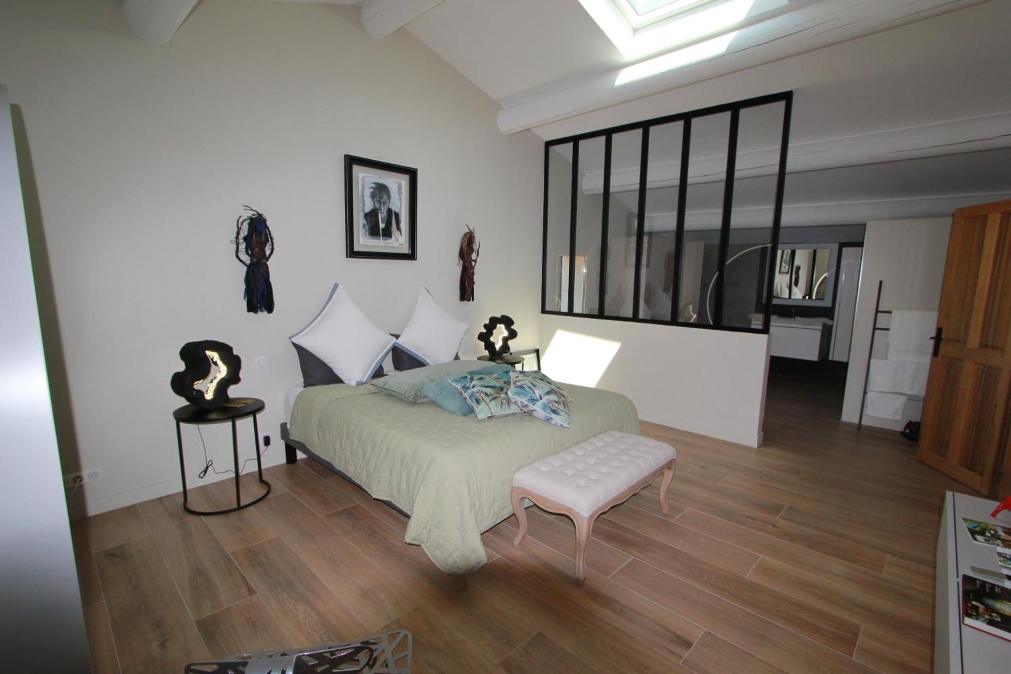 Bed and Breakfast Mas Paloma Rognonas Экстерьер фото